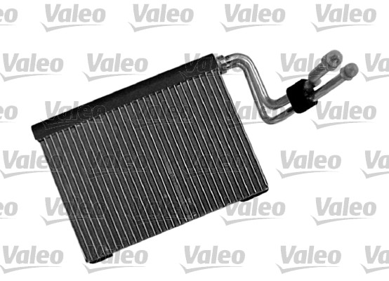РАДИАТОР ИНТЕРКУЛЕРА BMW 1 (E81-E87-E82-E88) 116I-118I-120I-130I-123I-BMW (E90-E91-E92-E93) 316I-318I-320I