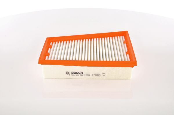 ФИЛЬТР ВОЗДУШНЫЙ  KGN 1. 5 DCI-MGN II-SCENIC II 2. 0-1. 9DCI